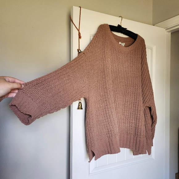 American Eagle Chenille Oversized Sweater - Picture 2 of 7
